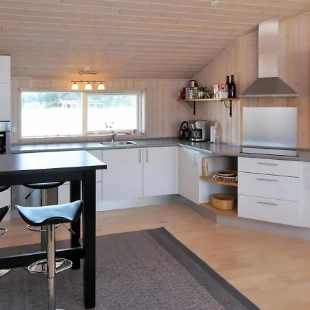 Holiday home Oskarvine - 900m From The Sea In Nw Jutland By Interhome *