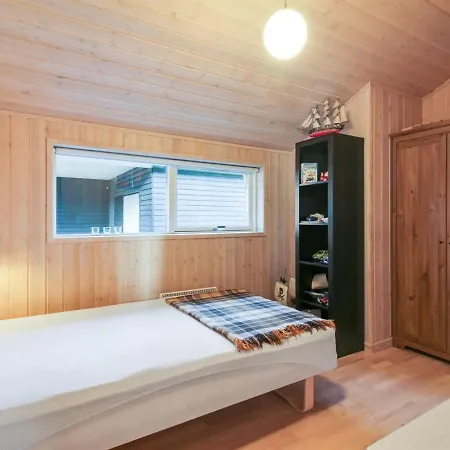 Oskarvine - 900m From The Sea In Nw Jutland By Interhome * Lokken