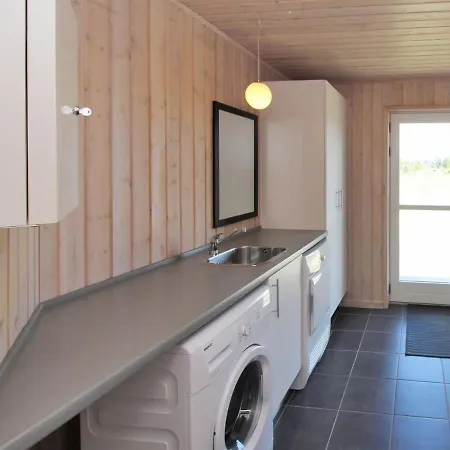 Oskarvine - 900m From The Sea In Nw Jutland By Interhome Lokken