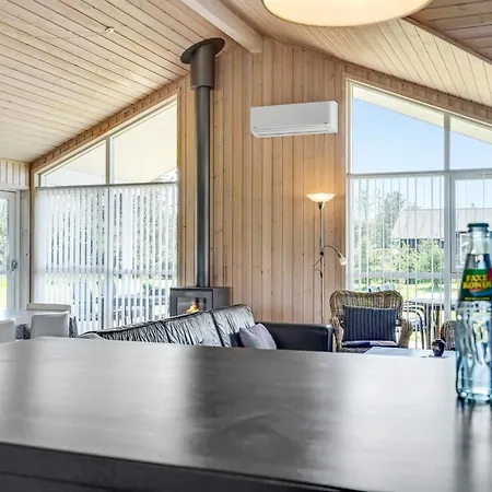 Holiday home Oskarvine - 900m From The Sea In Nw Jutland By Interhome *