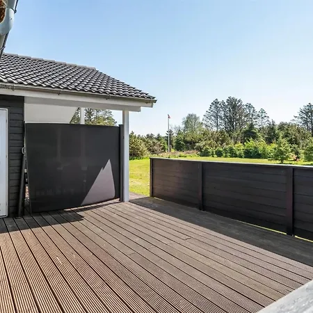 Oskarvine - 900m From The Sea In Nw Jutland By Interhome Lokken